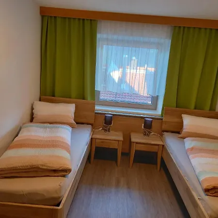 Regensburger Appartamento Wenns